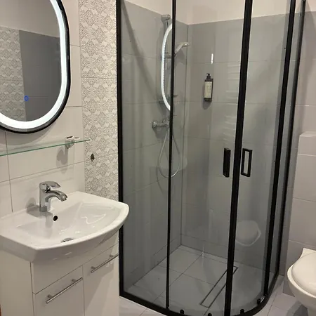 Bed and breakfast Poranna Rosa 3*