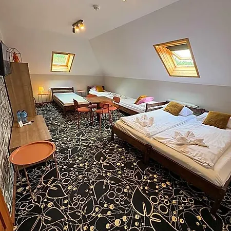 Poranna Rosa Bed & Breakfast