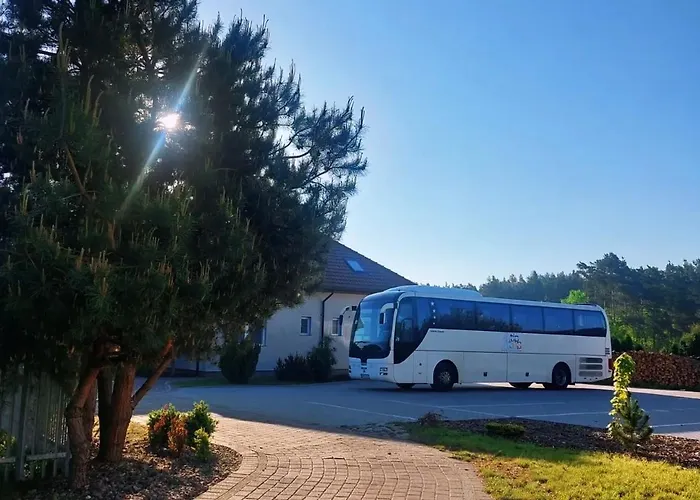 Poranna Rosa ベッド・アンド・ブレックファスト 3*